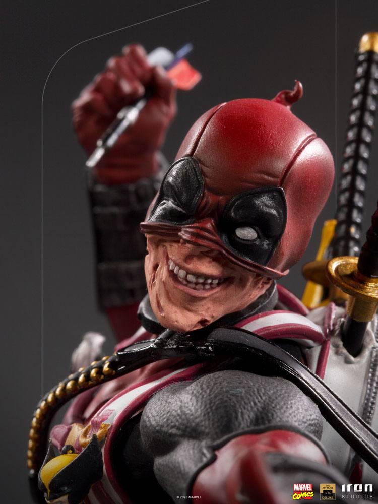 Marvel comics statuette bds deluxe art scale deadpool 24 cm iron studios 2
