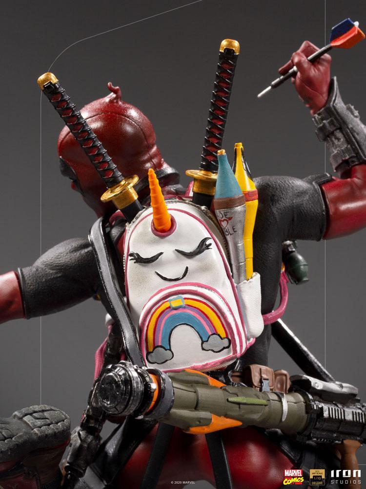 Marvel comics statuette bds deluxe art scale deadpool 24 cm iron studios 6