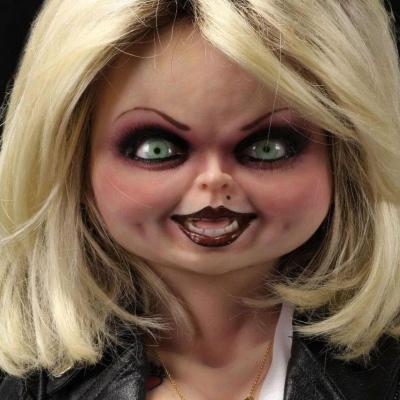 La Fiancée de Chucky réplique poupée 1/1 Tiffany 76 cm