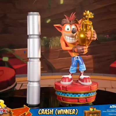 statuette Crash Bandicoot Team Racing Nitro-Fueled (Winner) 46 cm