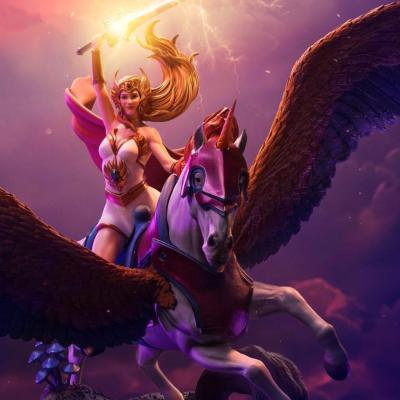Masters of the Universe She-Ra and Swiftwind 42 cm Scale 1/10